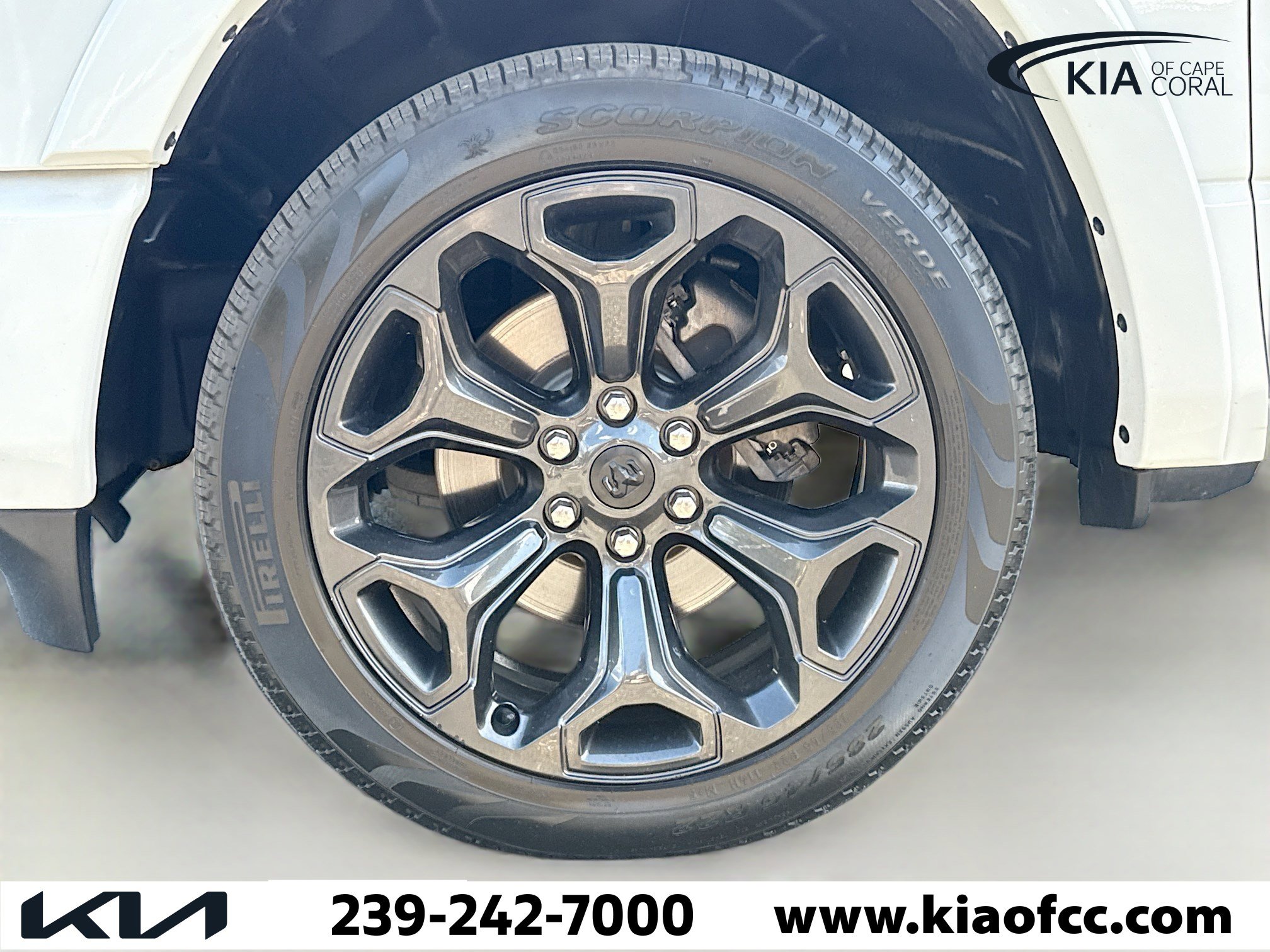 Used 2024 RAM 1500 Limited image 40