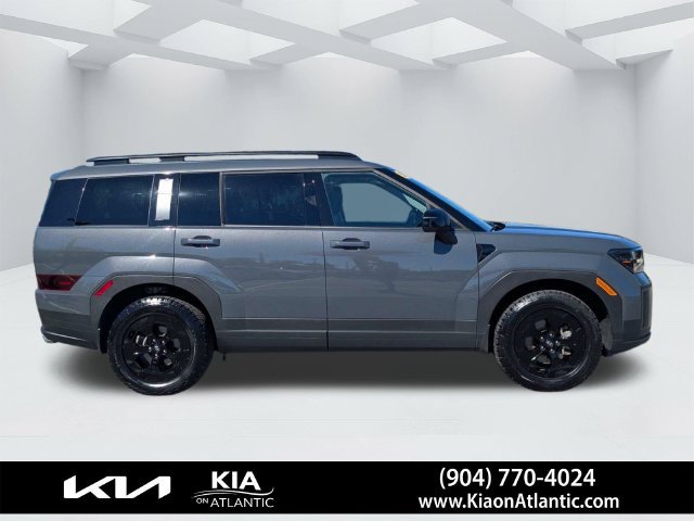Used 2025 Hyundai Santa Fe XRT AWD/4WD image 2