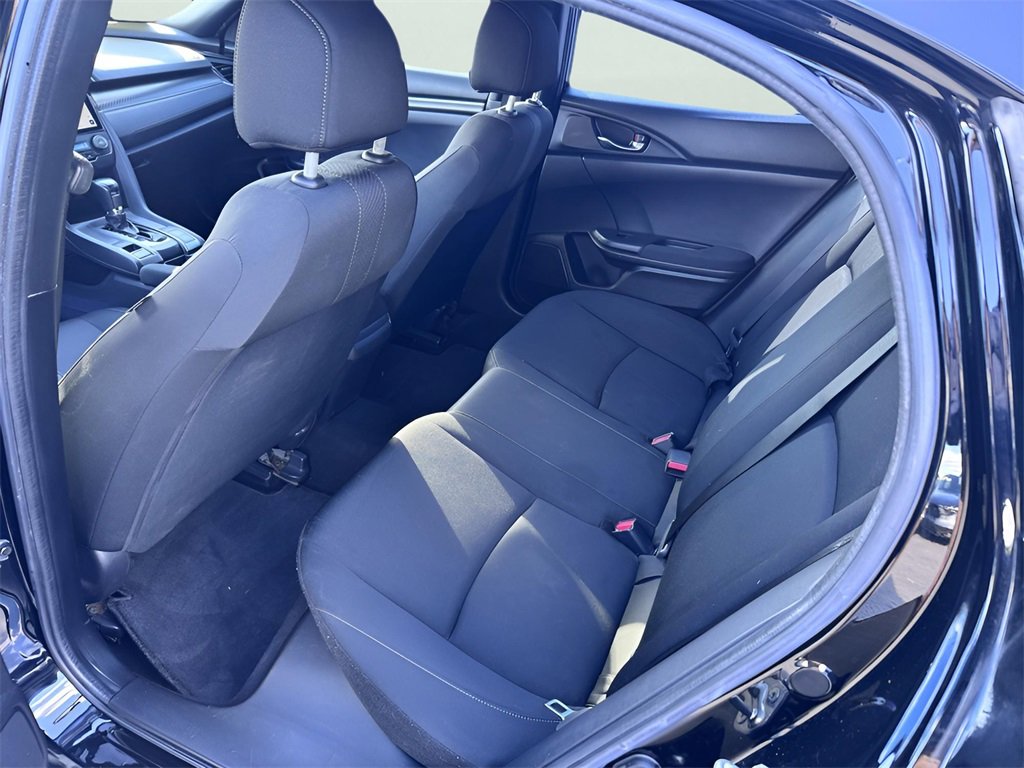 Used 2018 Honda Civic Sport image 11