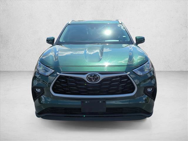 Used 2025 Toyota Highlander XLE AWD/4WD video 2
