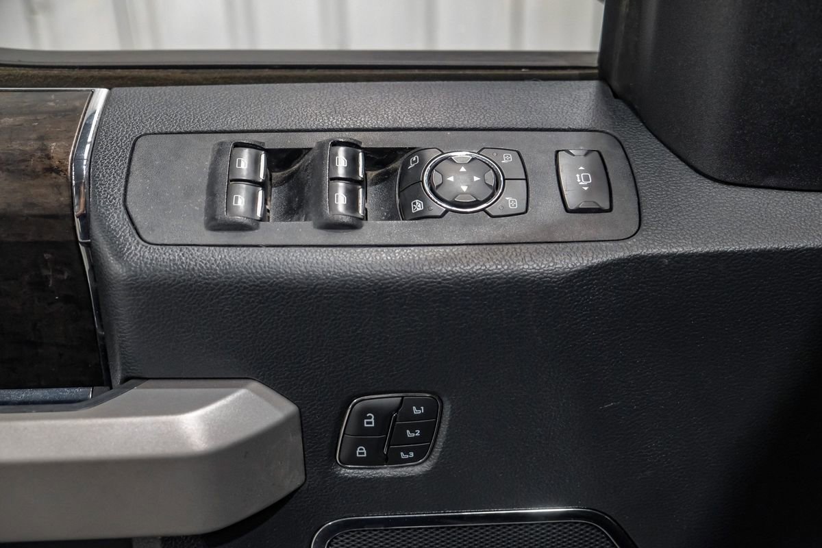 Used 2022 Ford F450 Lariat w/ Chrome Package AWD/4WD image 42