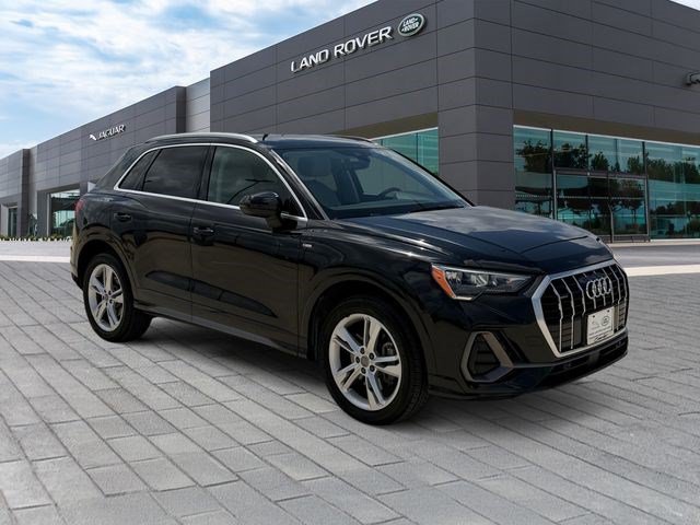 Used 2020 Audi Q3 2.0T Premium w/ Convenience Package AWD/4WD image 7