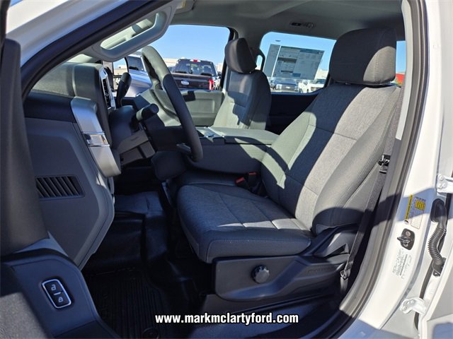 New 2026 Ford F250 XL w/ XL Chrome Package image 5