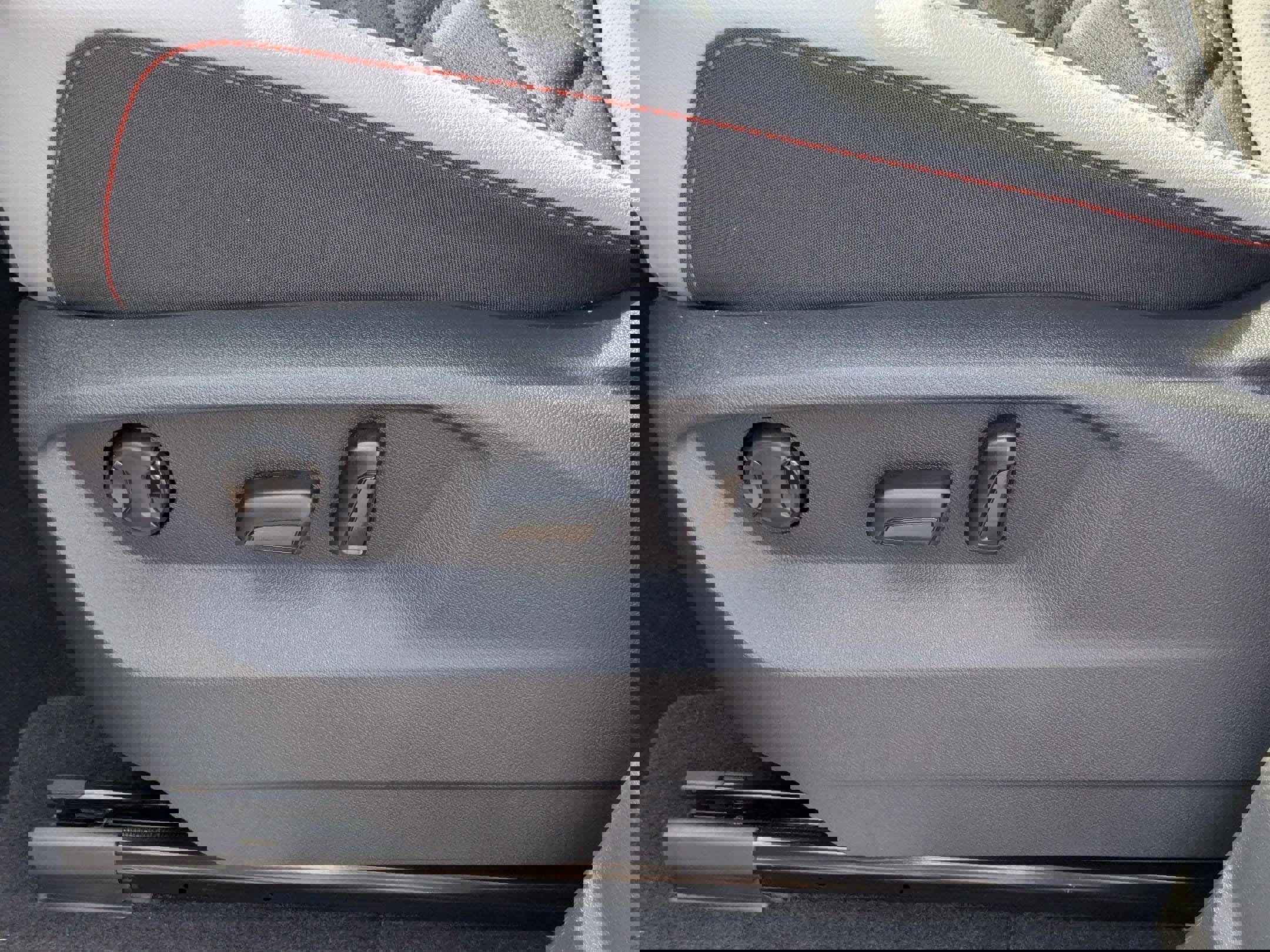 New 2026 Volkswagen Atlas Peak Edition image 15