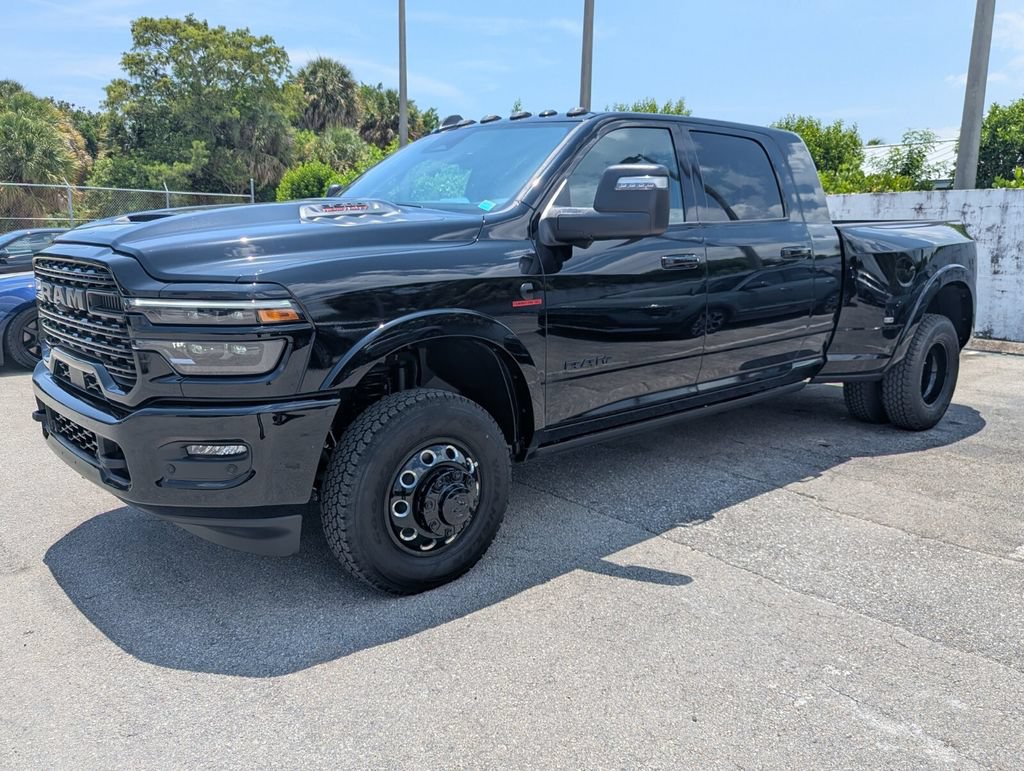 New 2026 RAM 3500 Limited AWD/4WD image 3