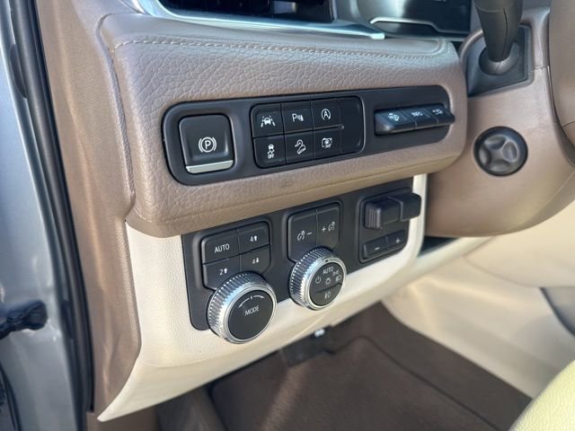 Used 2023 GMC Yukon Denali w/ Max Trailering Package image 10