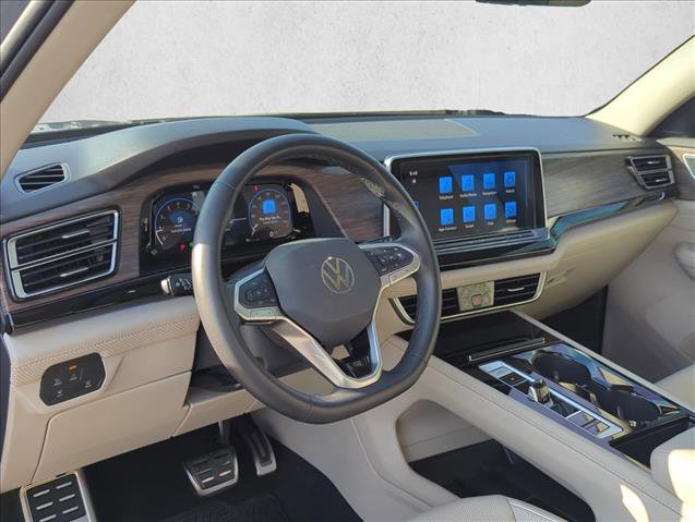 Used 2025 Volkswagen Atlas SEL Premium R-Line AWD/4WD image 9