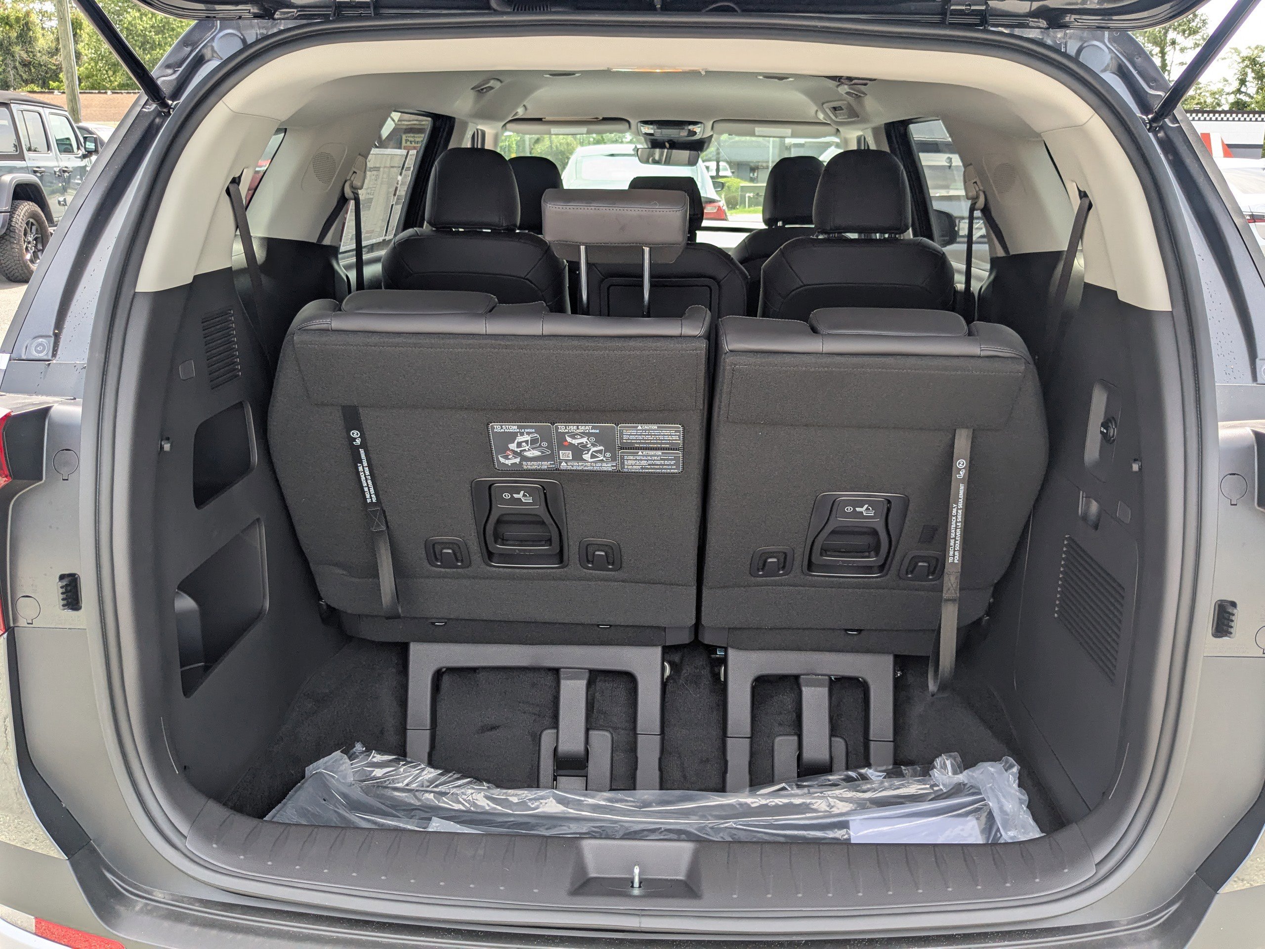 New 2026 Kia Carnival image 13