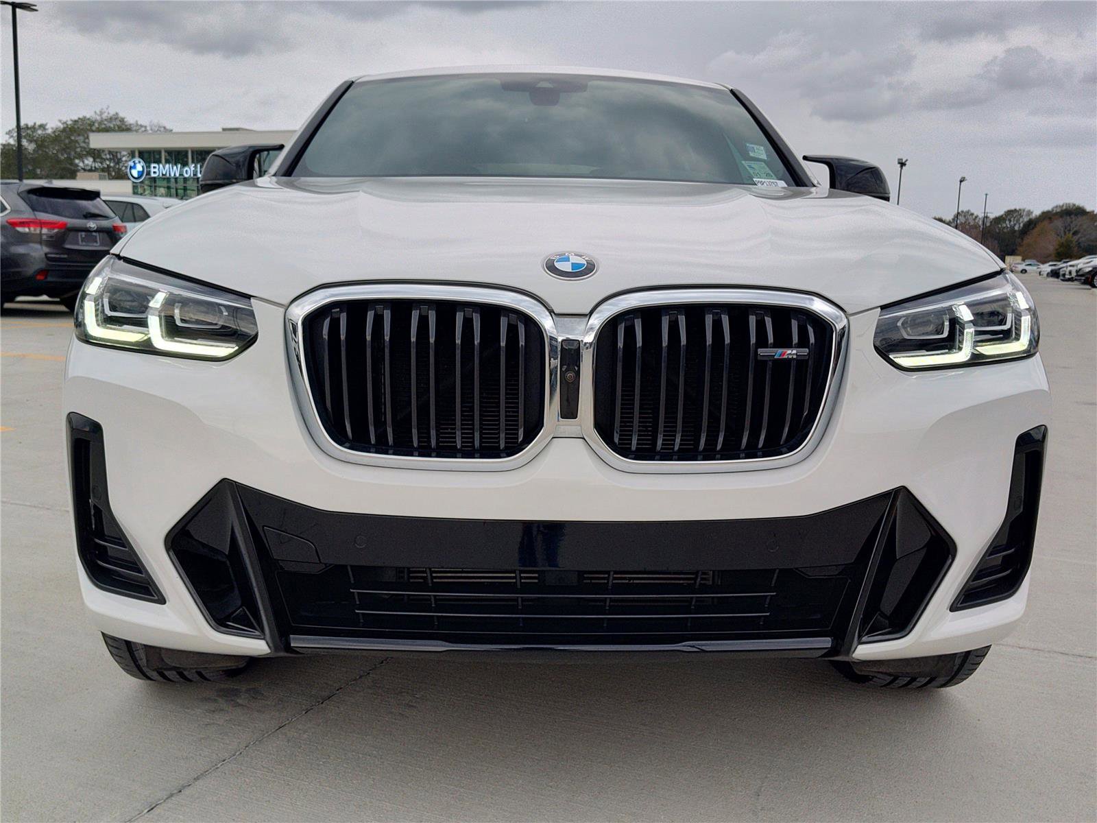 Certified 2024 BMW X4 M40i w/ Premium Package AWD/4WD image 12