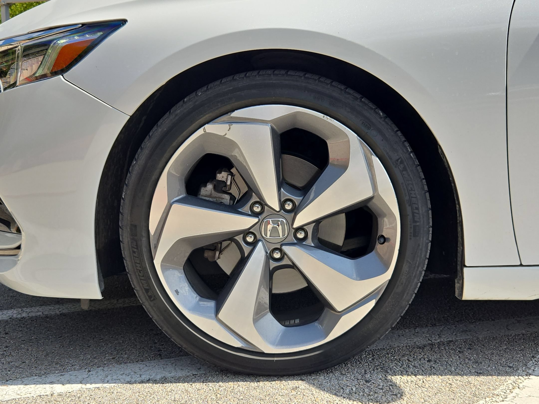 Certified 2020 Honda Accord Touring image 30