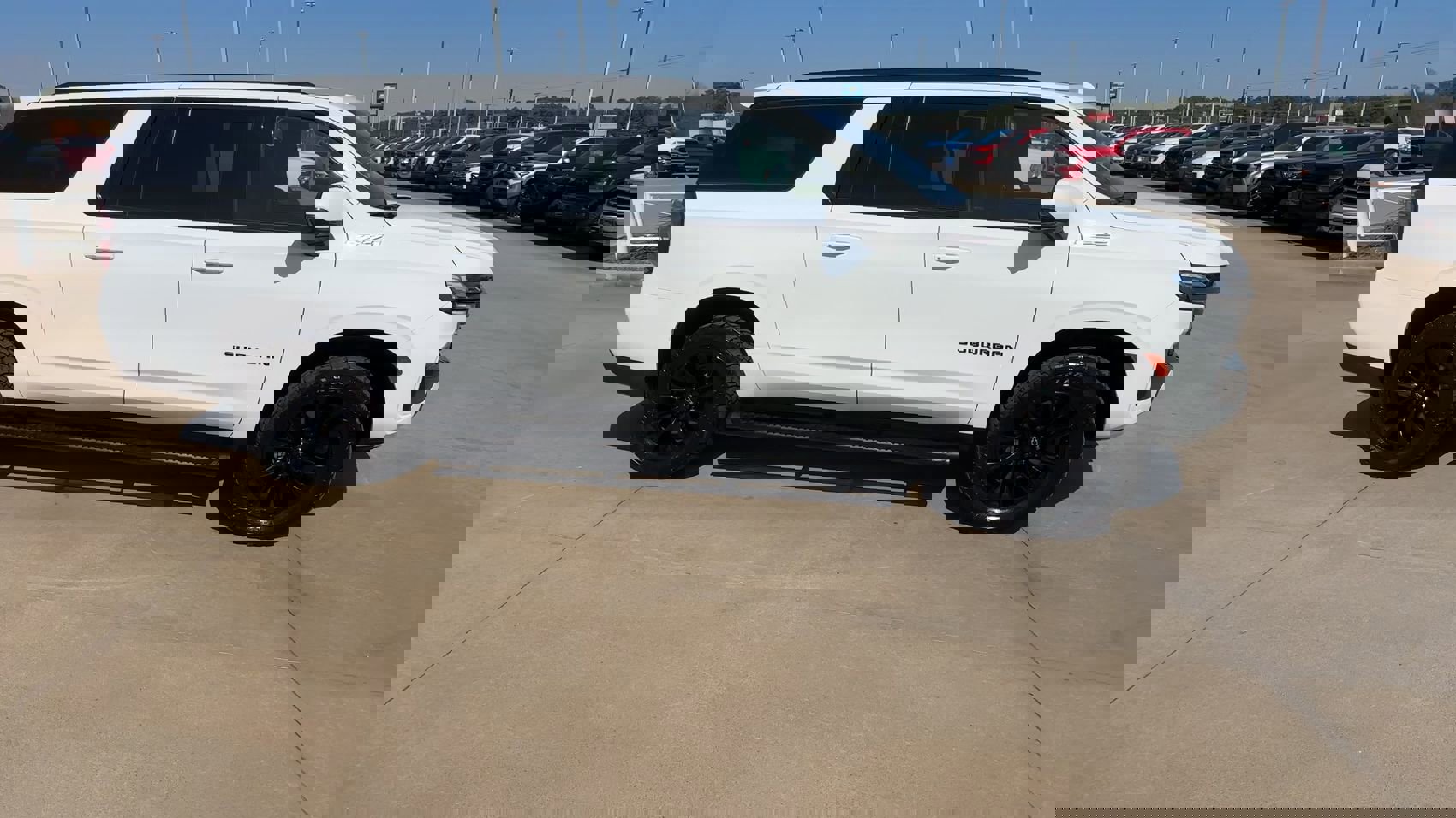 Used 2021 Chevrolet Suburban Z71 w/ Z71 Off-Road Package image 2