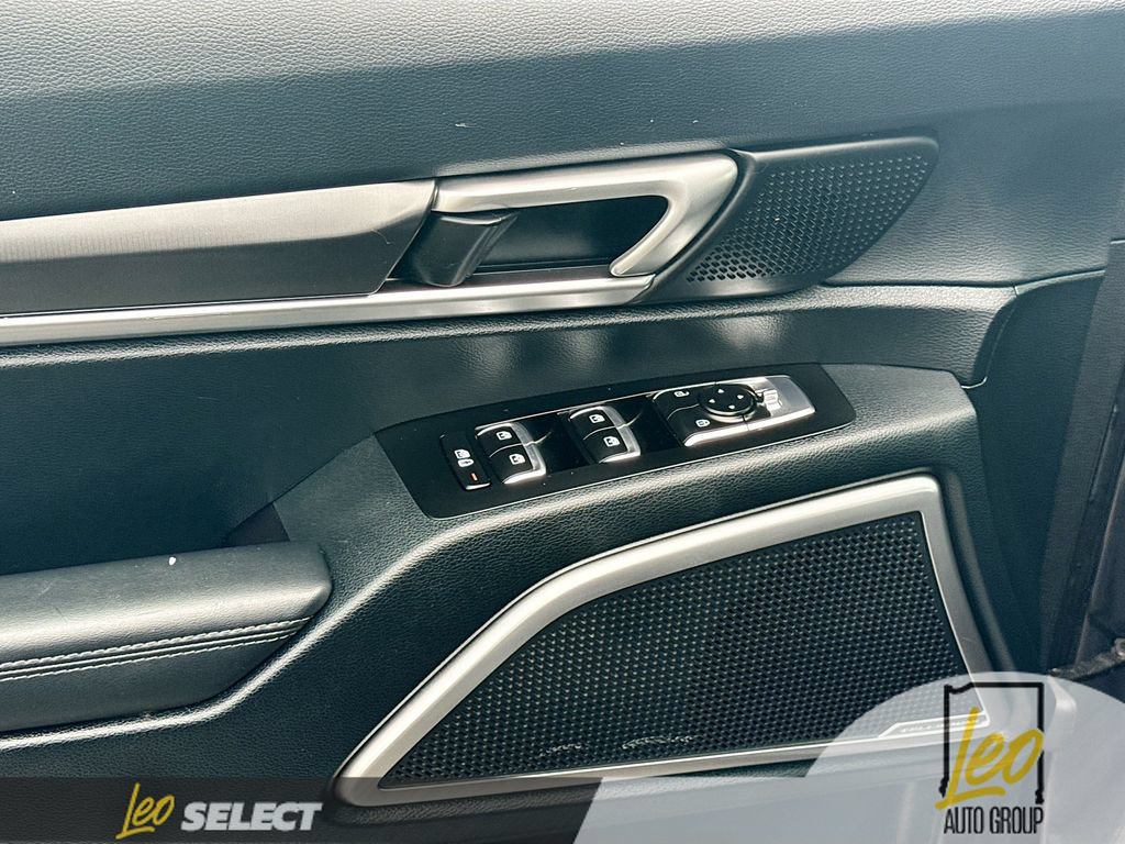 Used 2025 Kia Telluride S AWD/4WD image 21