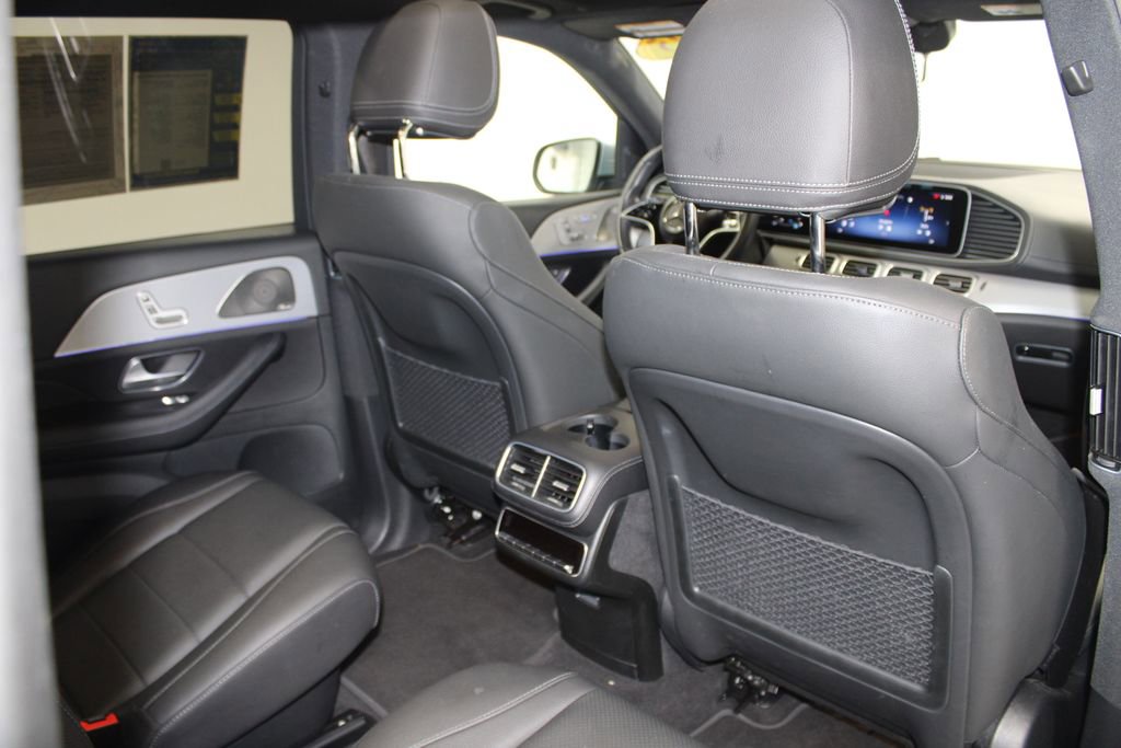 Used 2025 Mercedes-Benz GLS 450 4MATIC image 33