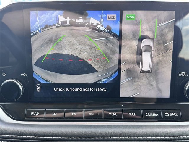 Used 2023 Nissan Rogue SL w/ SL Premium Package image 17