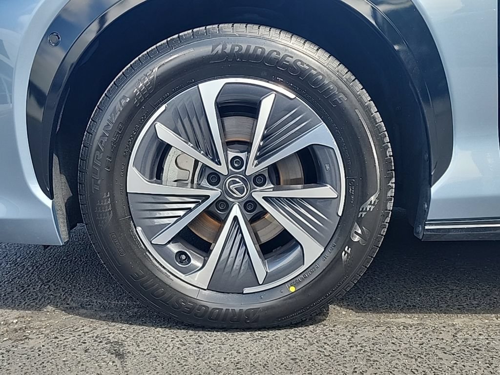 Certified 2023 Lexus RZ 450e Premium w/ Technology Package AWD/4WD image 28