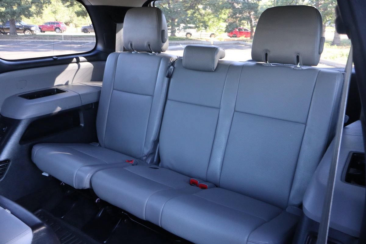 Used 2016 Toyota Sequoia Platinum AWD/4WD image 21
