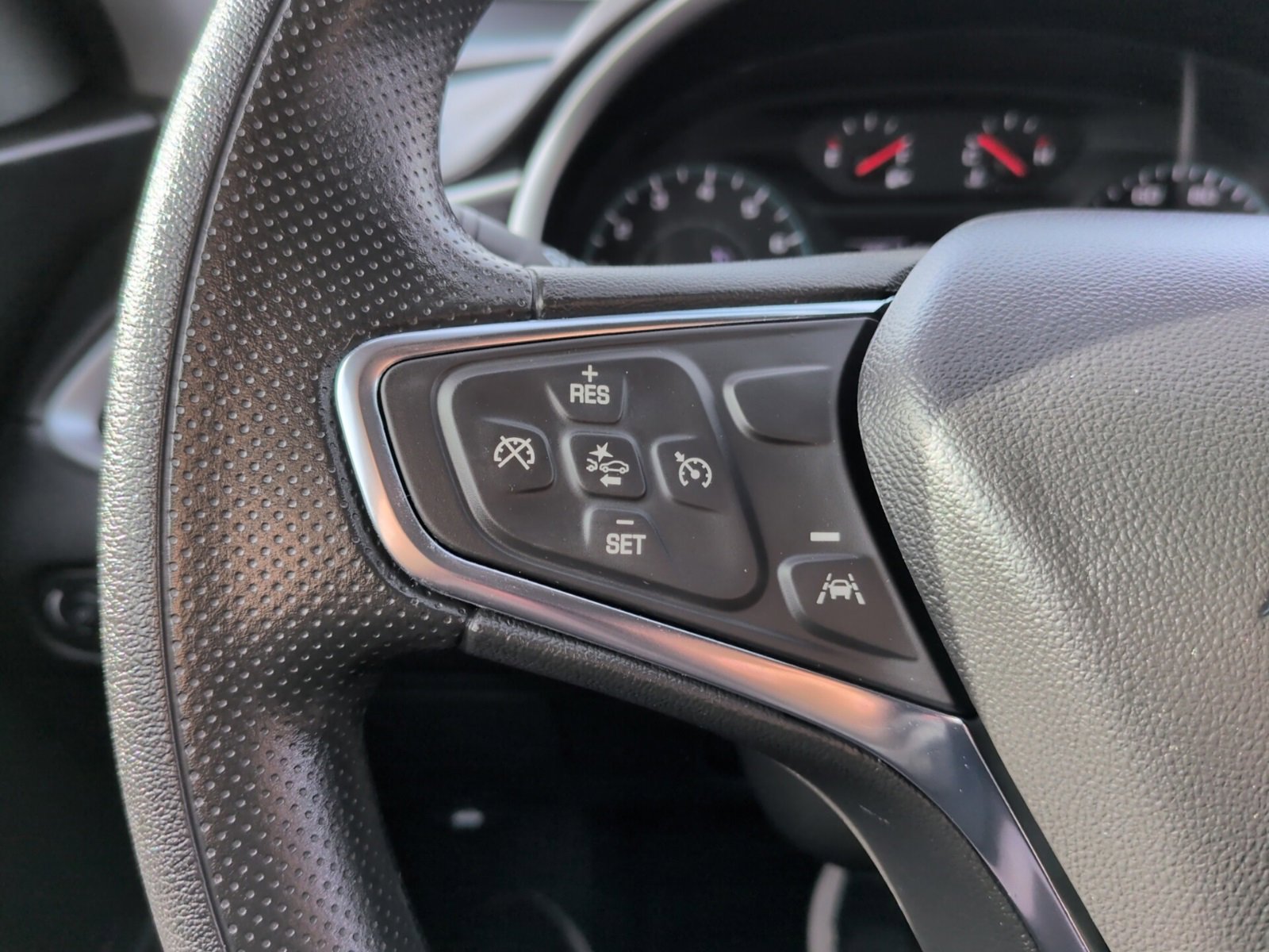 Used 2024 Chevrolet Malibu LS image 17