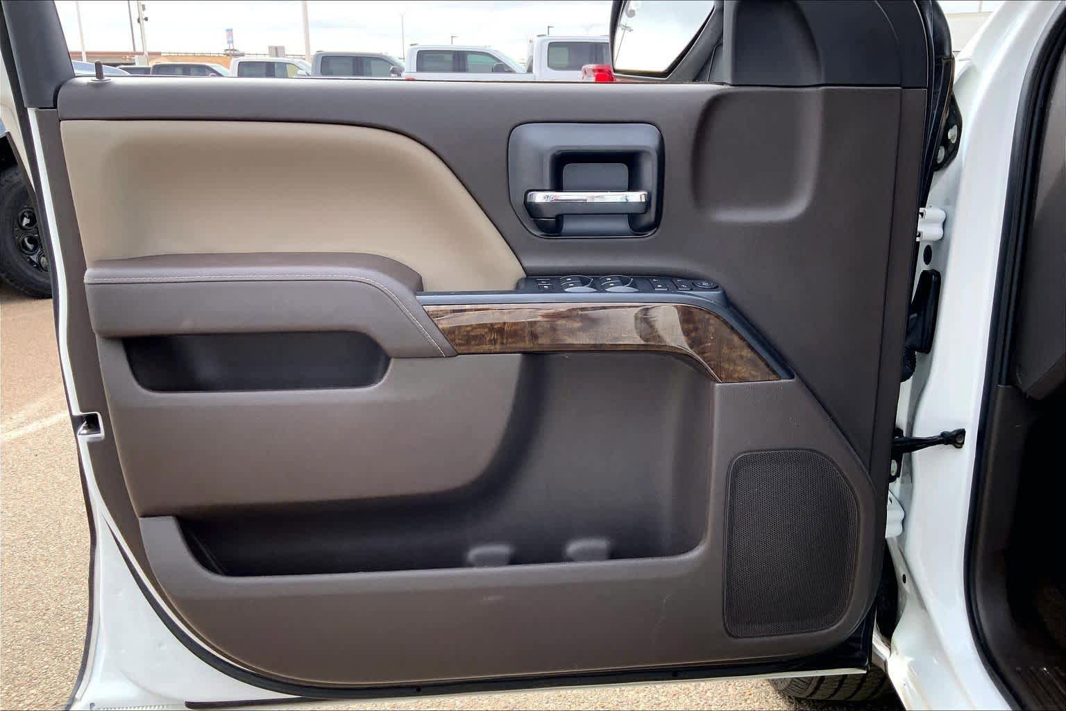 Used 2018 Chevrolet Silverado 1500 LT w/ Texas Edition RWD image 22