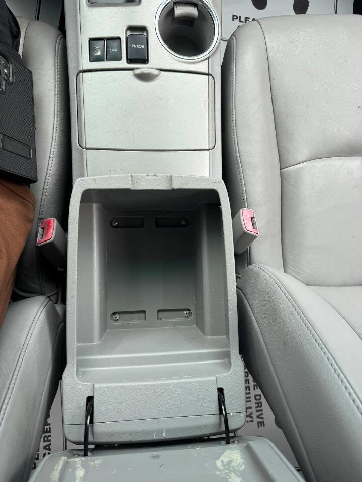 Used 2013 Toyota Highlander SE image 37