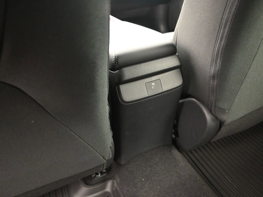 Certified 2026 Nissan Sentra SV w/ SV Convenience Package FWD image 16