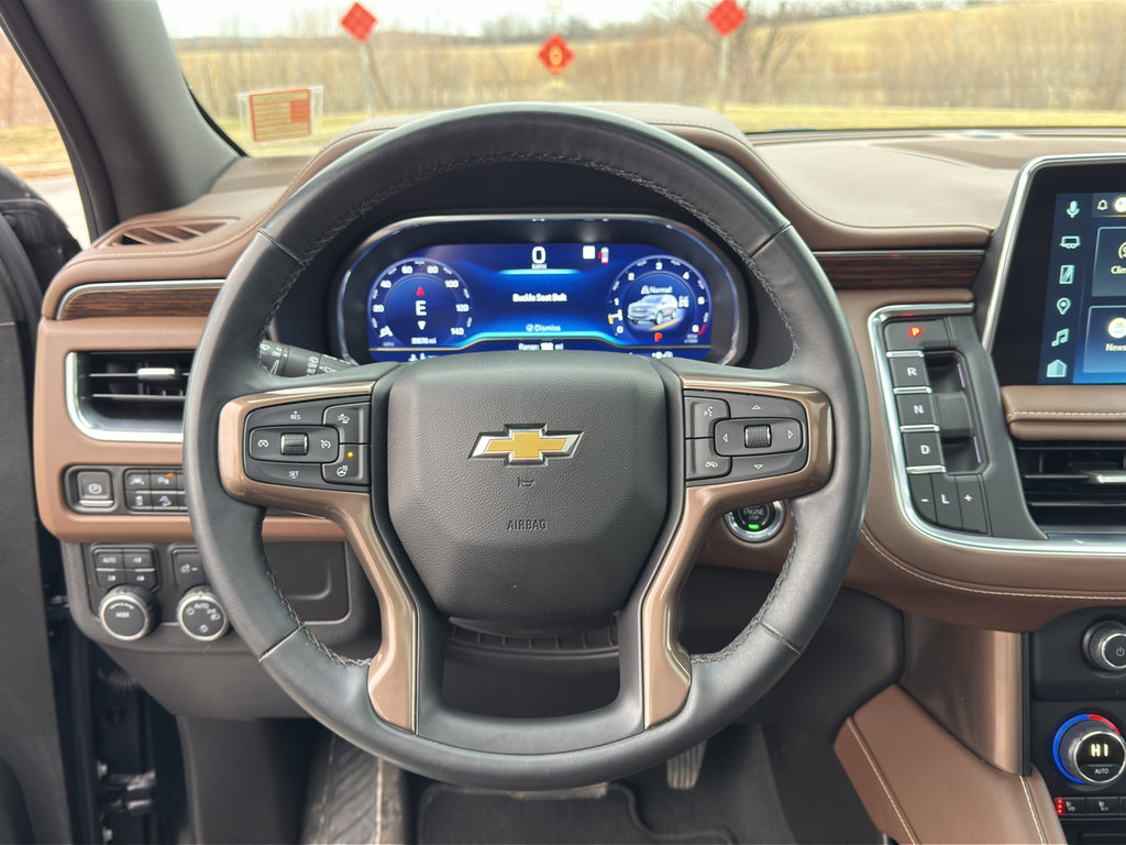 Used 2023 Chevrolet Suburban High Country image 33