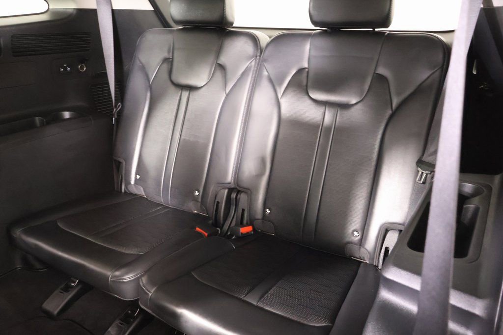 Used 2024 Kia Sorento S image 14