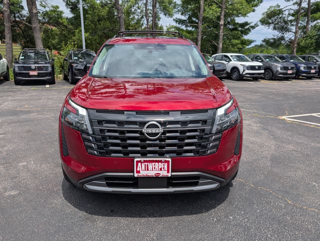 New 2026 Nissan Pathfinder SL w/ SL Premium Package AWD/4WD image 6