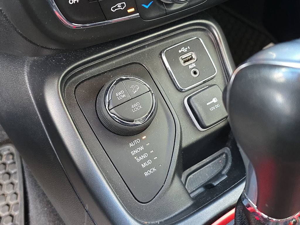 Used 2021 Jeep Compass Trailhawk AWD/4WD image 29