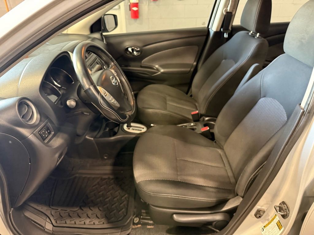 Used 2015 Nissan Versa SV image 12