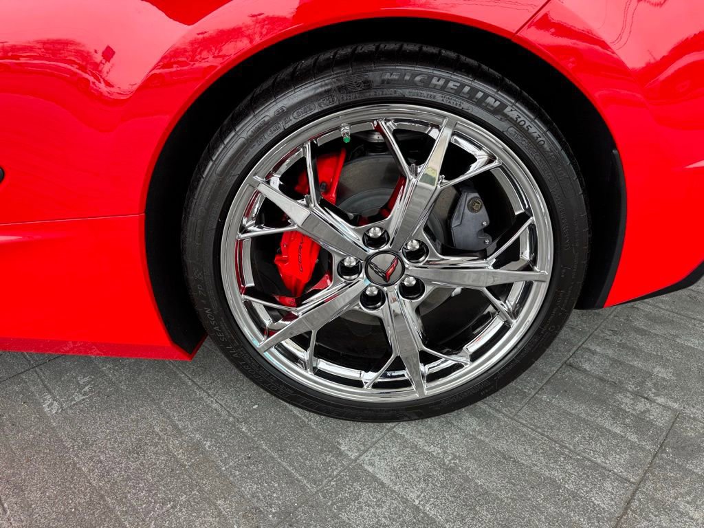 Used 2023 Chevrolet Corvette Stingray Convertible w/ Battery Protection Package image 4