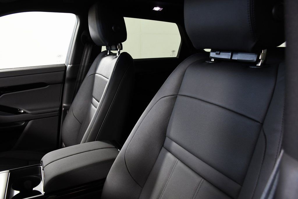 Used 2026 Land Rover Range Rover Evoque S image 17