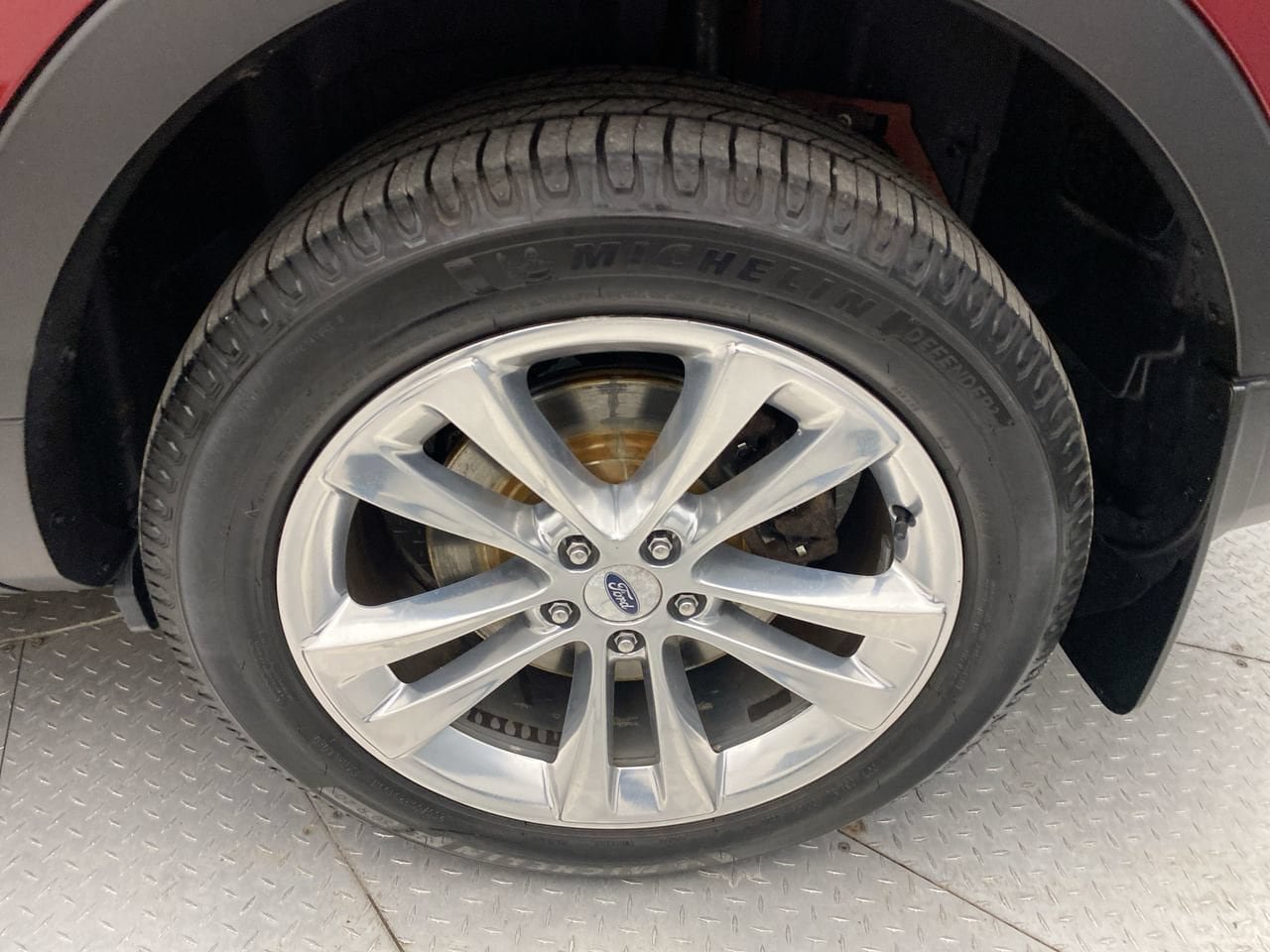 Used 2018 Ford Explorer Limited w/ Equipment Group 301A AWD/4WD image 10