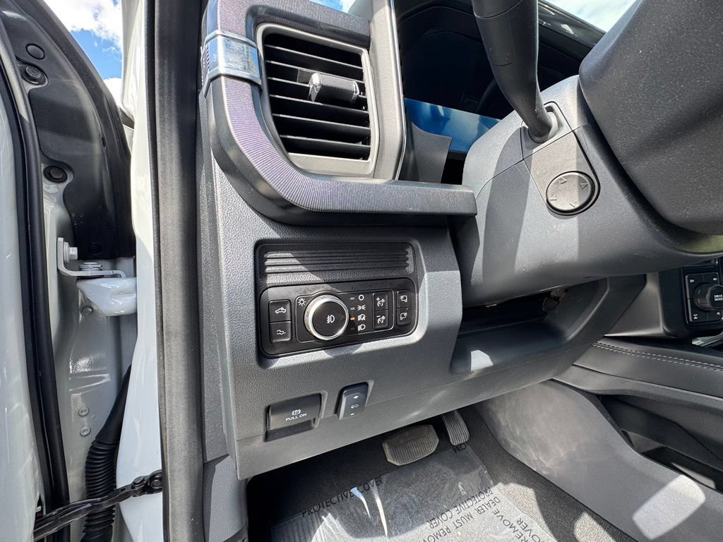Used 2025 Ford F250 Platinum AWD/4WD image 20