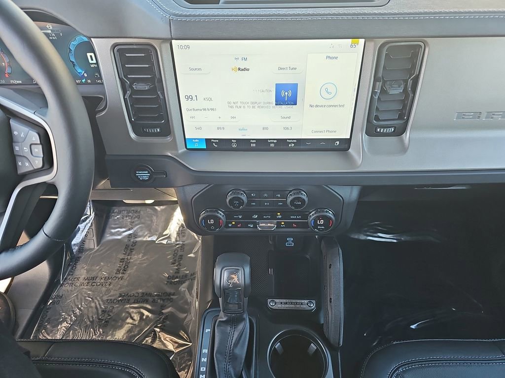 New 2025 Ford Bronco Outer Banks w/ Sasquatch Package image 19