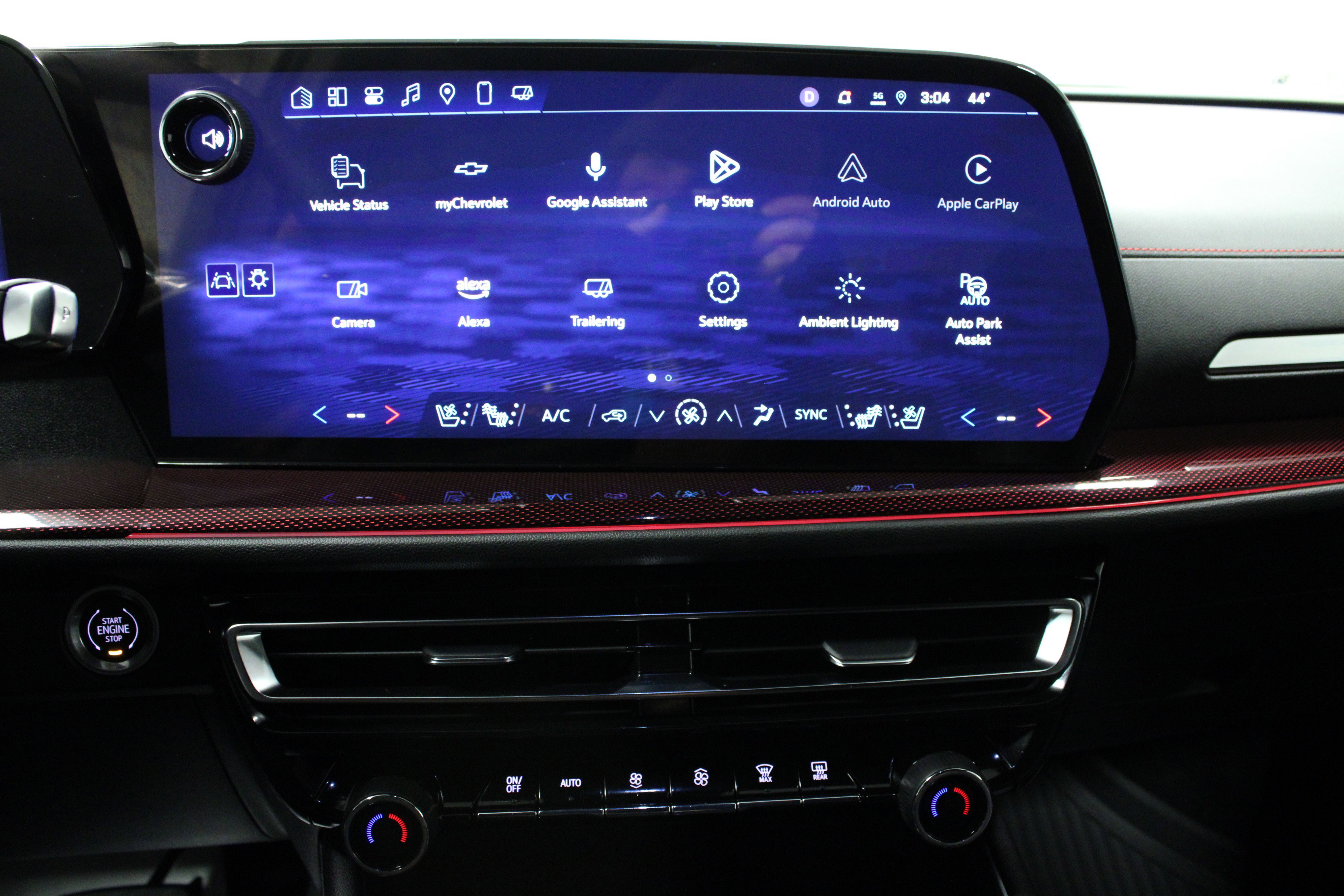 Used 2025 Chevrolet Traverse RS w/ LPO, Floor Liner Package image 23