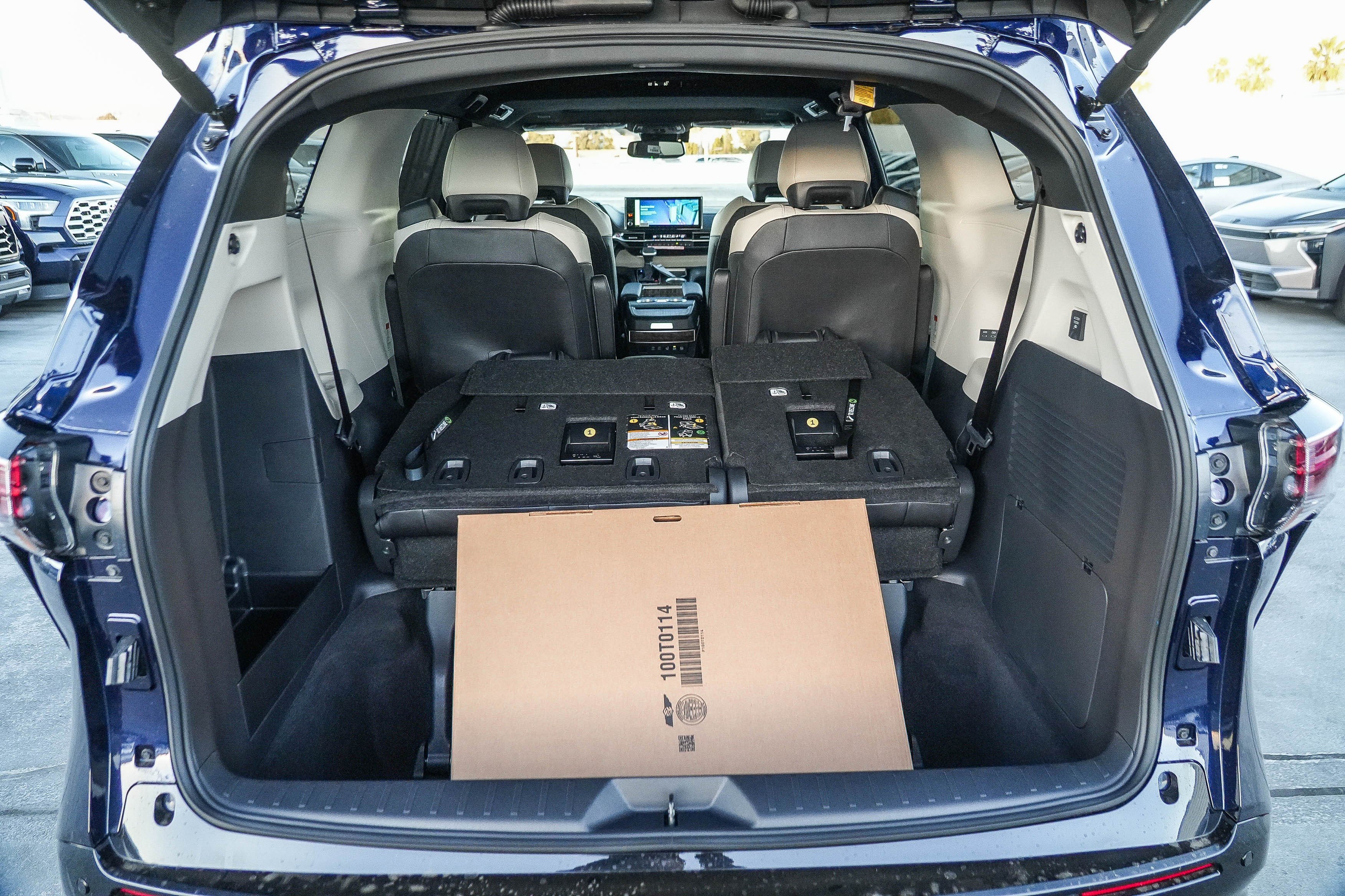 New 2026 Toyota Sienna Platinum AWD/4WD image 13