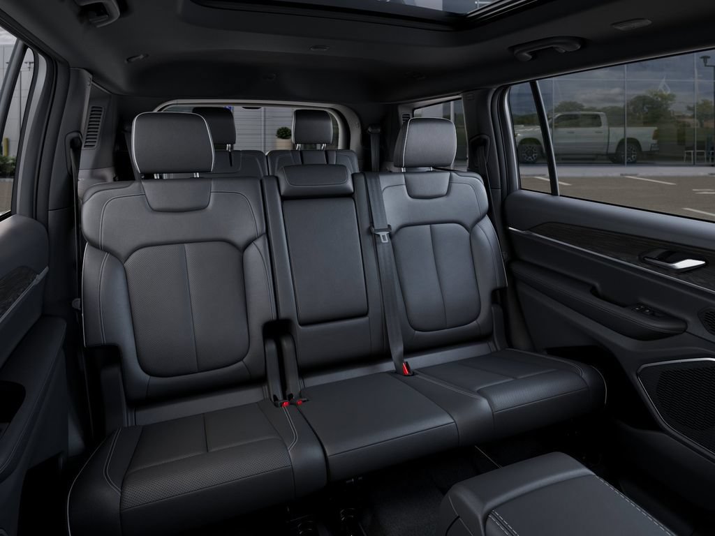New 2026 Jeep Grand Cherokee L Limited AWD/4WD image 15