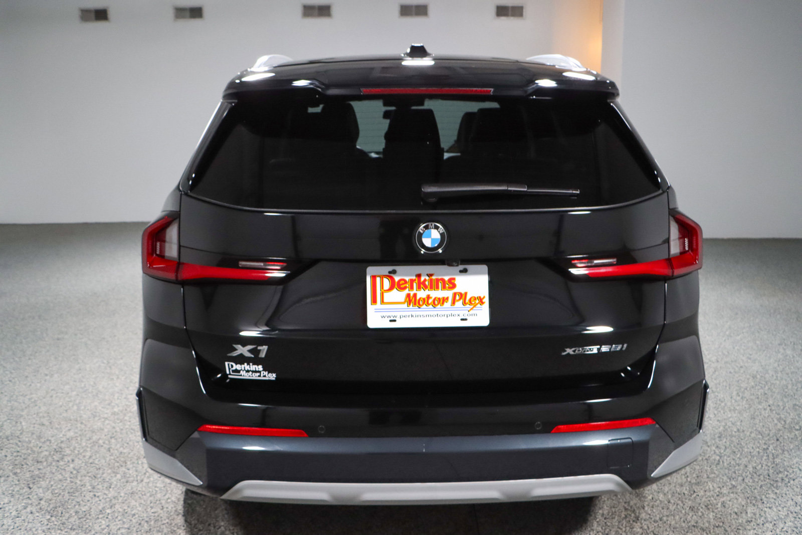 Used 2023 BMW X1 xDrive28i w/ Premium Package image 8