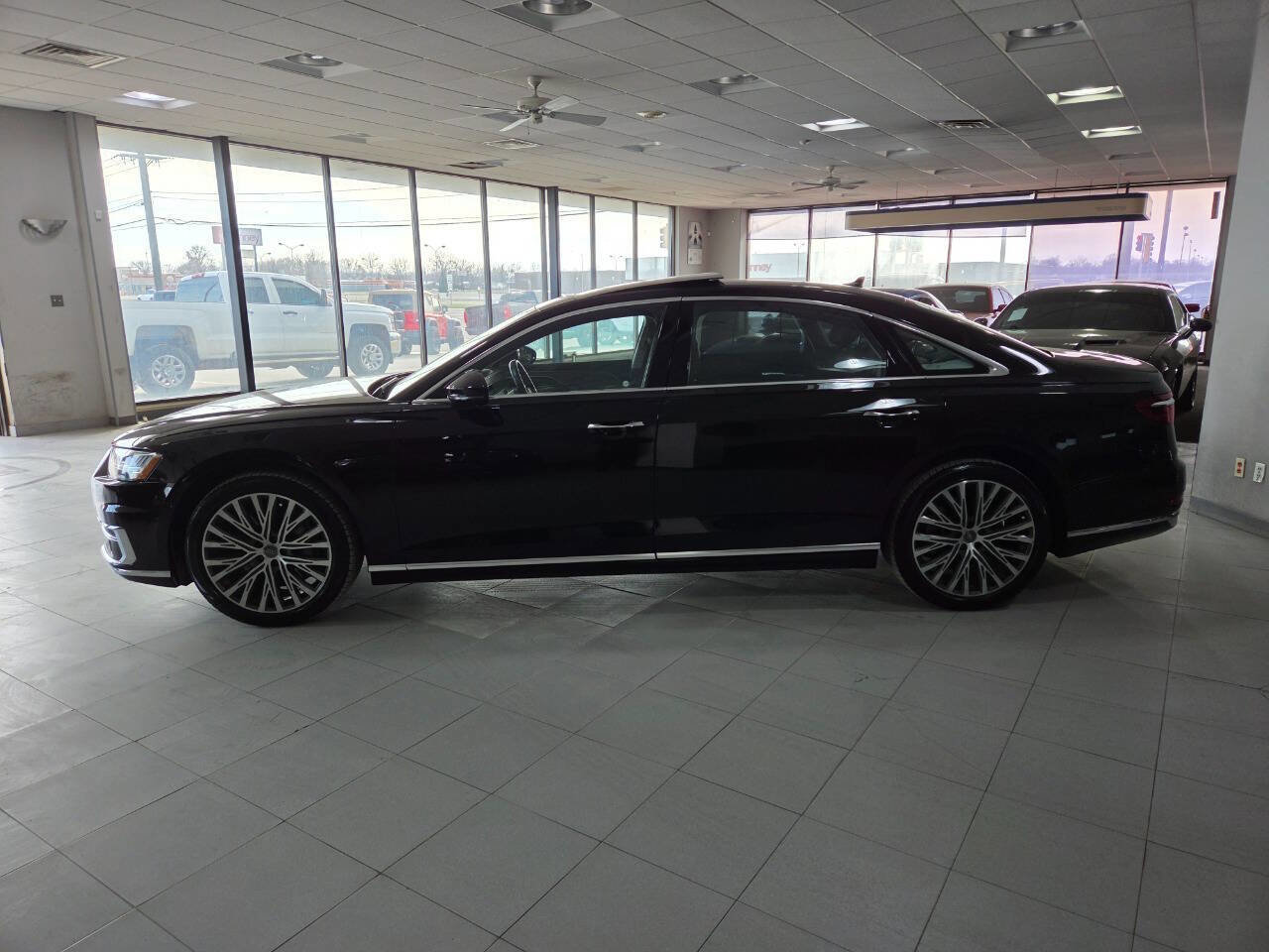 Used 2019 Audi A8 L 3.0T image 4