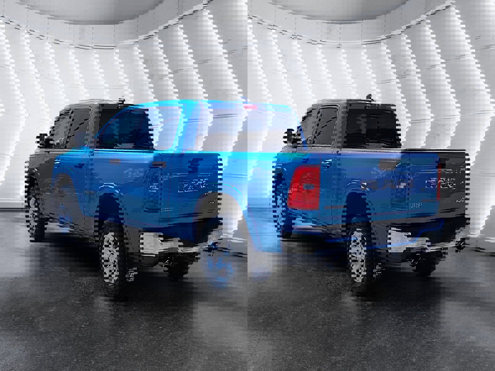 New 2026 RAM 1500 4x4 Crew Cab image 4