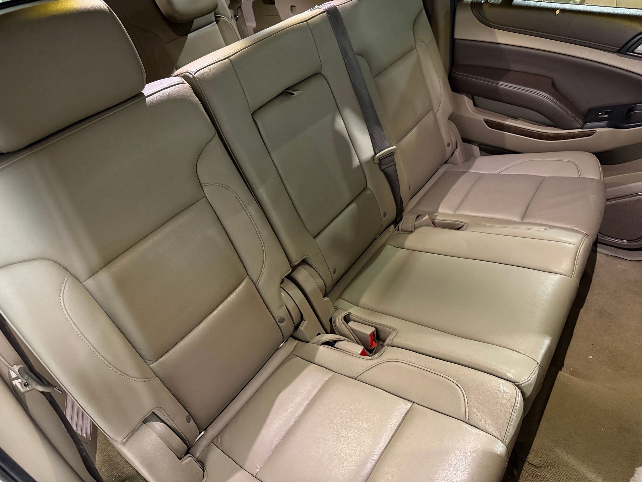 Used 2019 Chevrolet Suburban LT image 43