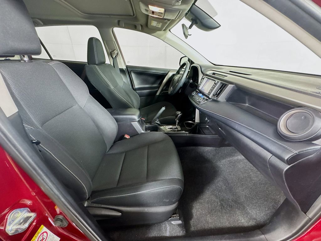 Used 2018 Toyota RAV4 Adventure image 34