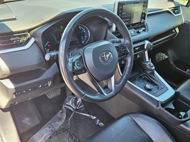 Used 2019 Toyota RAV4 XSE w/ XSE Weather Package image 10