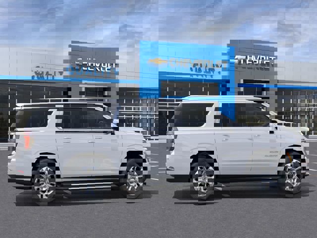 New 2026 Chevrolet Suburban LS image 5