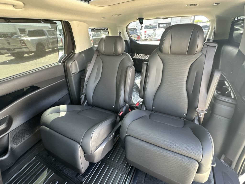 New 2026 Kia Carnival SX Prestige FWD image 27