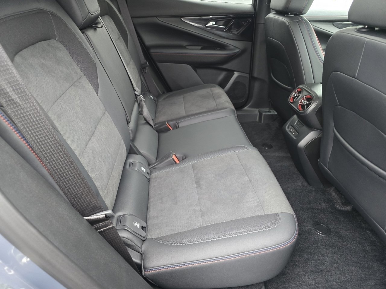 Used 2024 Chevrolet Blazer EV RS image 22