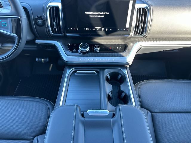 New 2025 Ford Expedition Max Platinum w/ Stealth Performance Package image 19