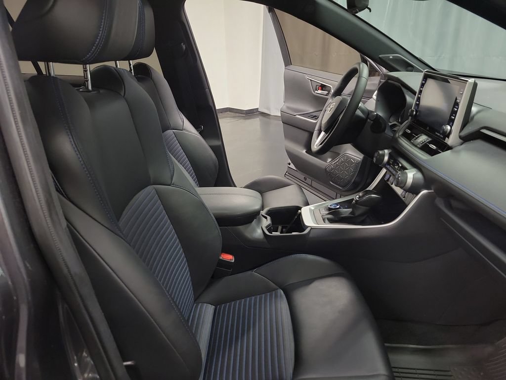 Used 2022 Toyota RAV4 XSE AWD/4WD image 28