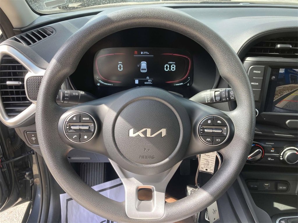 Used 2023 Kia Soul LX image 25