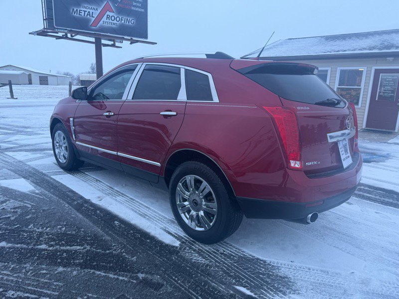 Used 2011 Cadillac SRX Luxury image 7